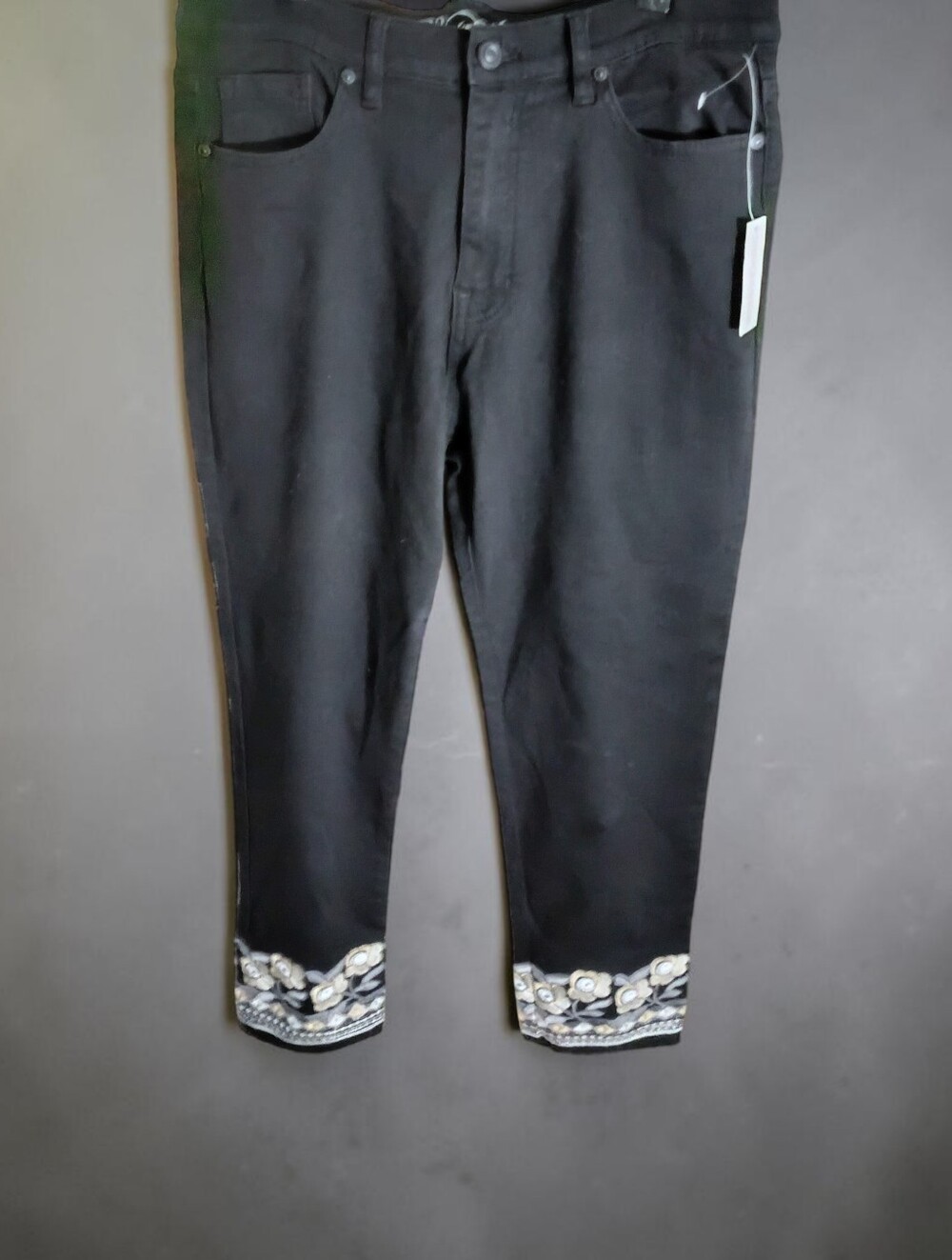 DG2 by Diane Gilman Black Embellished Hem Jeans Size 12